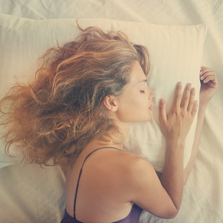 关注卧室风水提高睡眠质量